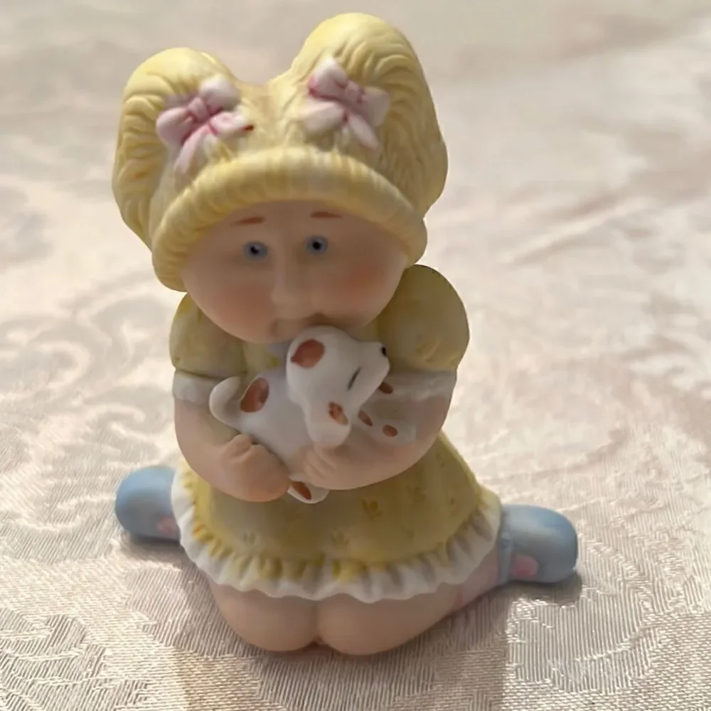 Vintage 1984 Cabbage Patch “special thoughts for special people” figurine EVC